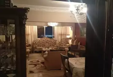 Apartments For sale - 2 rooms - floor 5
