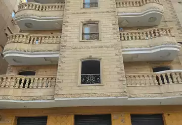 شقق للبيع - 3 غرف - بالدور 1