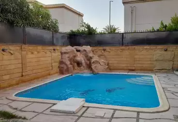 فلل للإيجار - 6 غرف