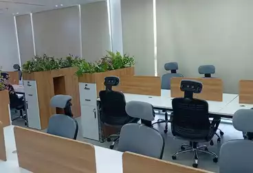 مكاتب للإيجار - 1 غرف - بالدور 3