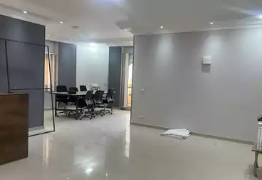 عقارات للإيجار - 3 غرف - بالدور 4