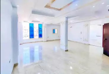 Apartments For sale - 3 rooms - floor 2