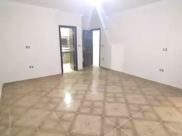 شقق للبيع - 3 غرف - بالدور 8