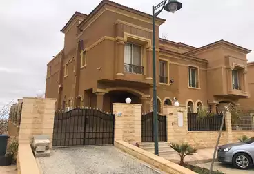 توين هاوس للبيع - 6 غرف