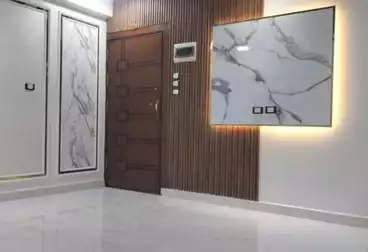 شقق للبيع - 4 غرف - بالدور 1