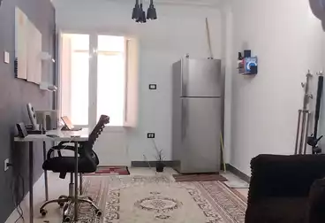 Apartments For sale - 2 rooms - floor 5