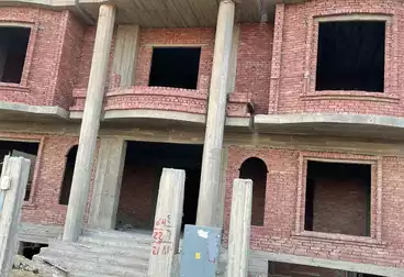 Villas For sale - 9 rooms