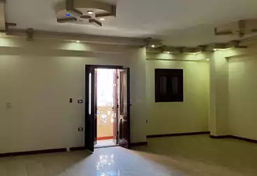 شقق للبيع - 3 غرف - بالدور 1