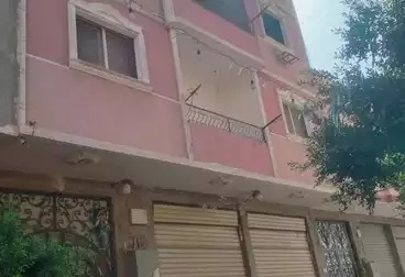 عقارات للبيع - 6 غرف