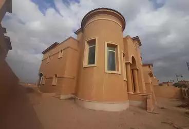Villas For sale - 9 rooms