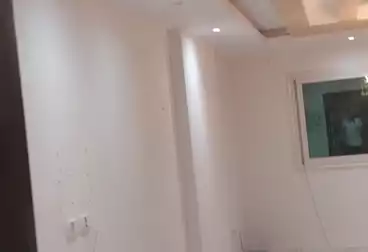 عقارات للإيجار - 3 غرف - بالدور 1
