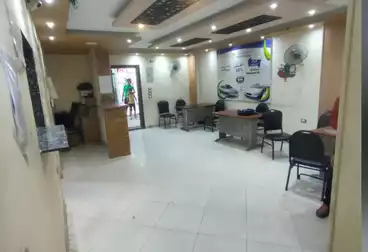 Administrative For rent - 5 rooms - floor 0