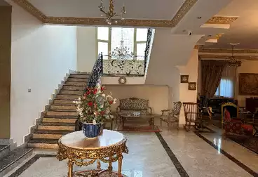 Properties For sale - 12 rooms