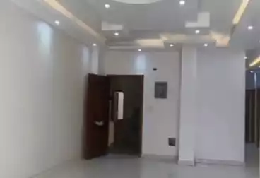 شقق للبيع - 3 غرف - بالدور 0