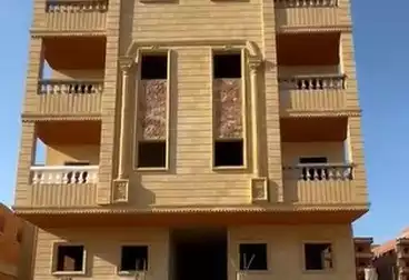 شقق للبيع - 3 غرف - بالدور 1