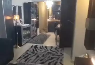 شقق للبيع - 3 غرف - بالدور 2