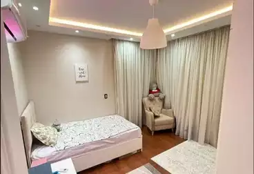 شقق للبيع - 3 غرف - بالدور 1