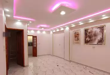 Apartments For sale - 2 rooms - floor 8