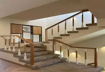 فيلا منفصلة للإيجار - 5 غرف