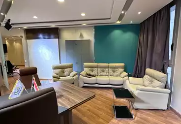 إداري للإيجار - 3 غرف - بالدور 4