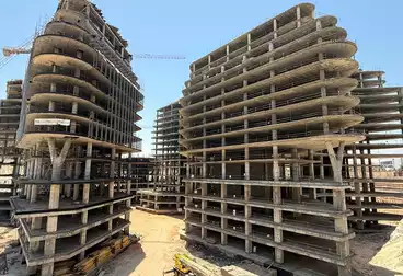 عيادات للبيع - 2 غرف - بالدور 1