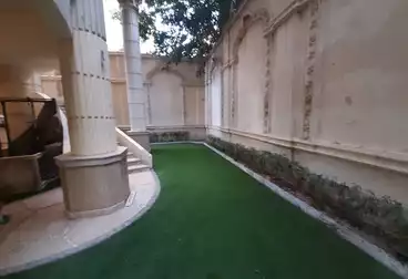 Palace For sale - 8 rooms