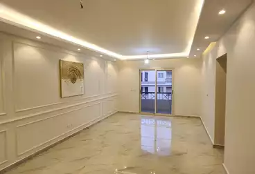 Apartments For sale - 3 rooms - floor 4