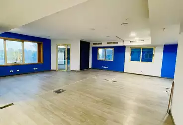 Offices For rent - 5 rooms - floor 4