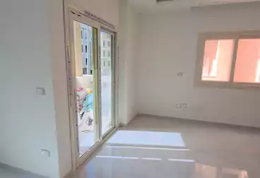 شقق للإيجار - 3 غرف - بالدور 1