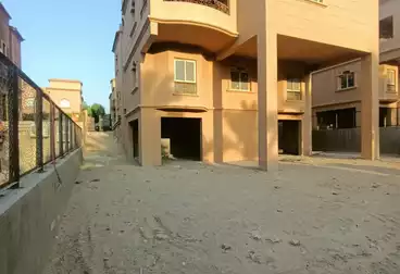 فيلا منفصلة للبيع - 5 غرف