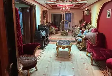 عقارات للبيع - 3 غرف - بالدور 5