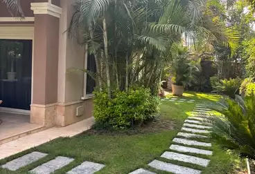 Villas For sale - 5 rooms