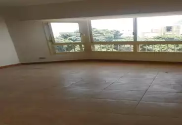 Apartments For sale - 3 rooms - floor 5