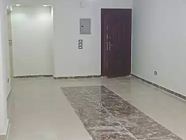 شقق للبيع - 3 غرف - بالدور 10