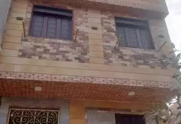House / Home For sale - 3 rooms