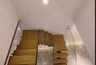 Duplex with Garden For sale - 5 rooms - floor 0