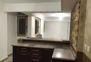 Apartments For sale - 3 rooms - floor 8