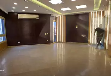 Administrative For rent - 4 rooms - floor 3