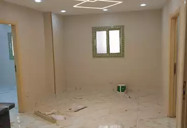 Apartments For sale - 3 rooms - floor 1