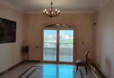 Apartments For sale - 2 rooms - floor 4