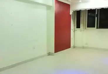 عقارات للإيجار - 3 غرف - بالدور 1