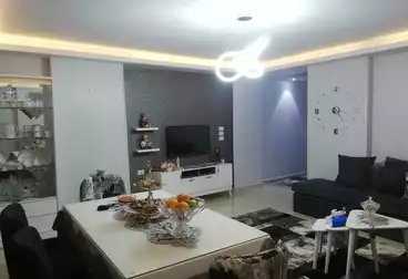 Apartments For sale - 2 rooms - floor 6