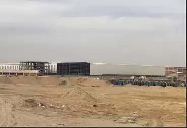 أرض صناعية للبيع