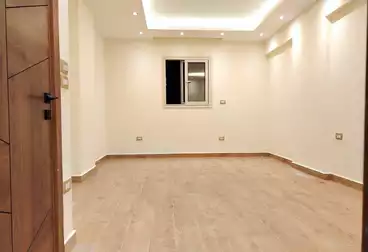 Apartments For sale - 3 rooms - floor 1
