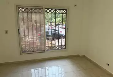 شقق للإيجار - 3 غرف - بالدور 0