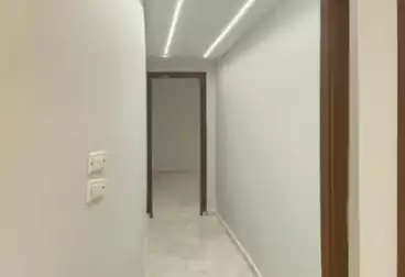 شقق للبيع - 3 غرف - بالدور 2