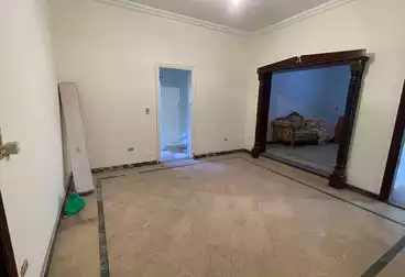 مكاتب للإيجار - 5 غرف - بالدور 3