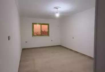 Apartments For rent - 3 rooms - floor 8