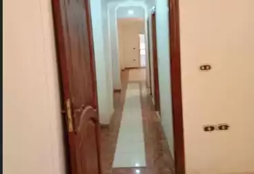 شقق للبيع - 2 غرف - بالدور 7