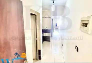 عقارات للبيع - 2 غرف - بالدور 1